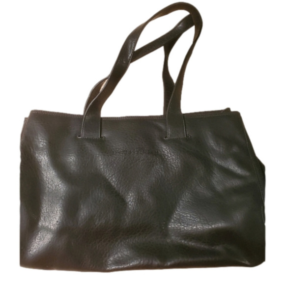 Conte of Florence Handbags - CONTE of Florence leather purse EUC